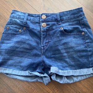 High waisted jean shorts.